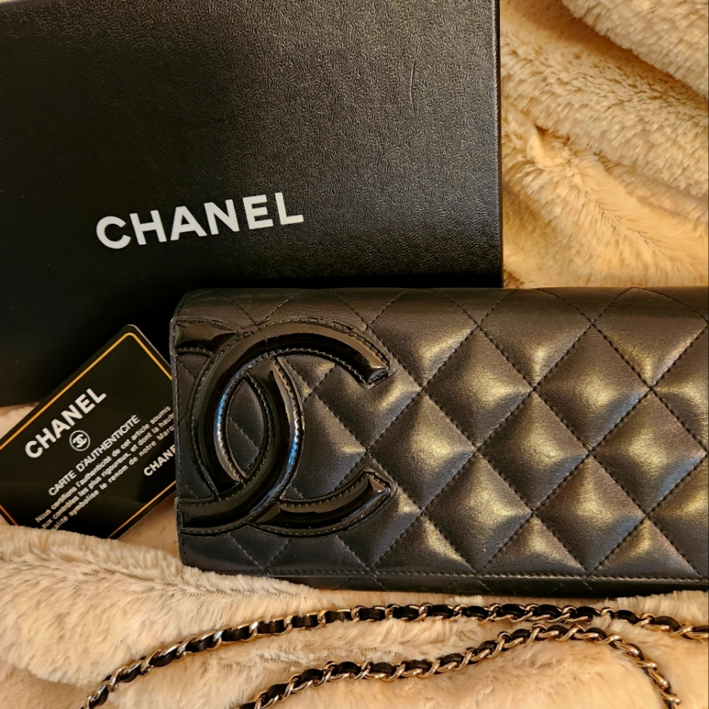 Chanel Cambone Quilted Lambskin Wallet / Crossbody